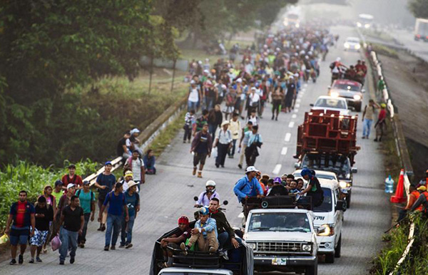 美將派軍阻攔移民