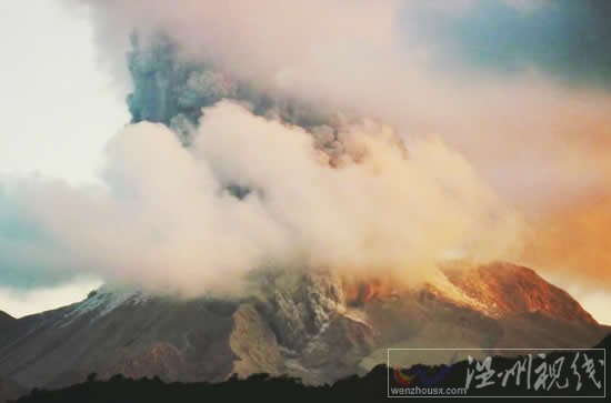 印尼萬(wàn)丹發(fā)生海嘯