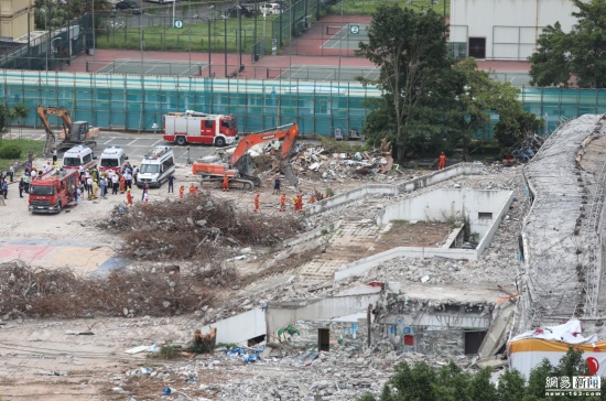 深圳體育中心倒塌