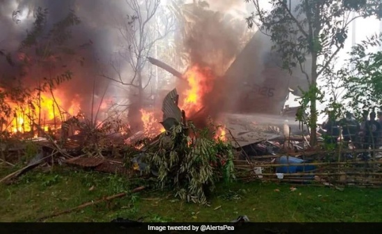 菲律賓軍機(jī)墜毀死亡人數(shù)升至50人