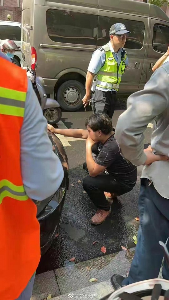 南通張貼精日標語車主已被抓獲