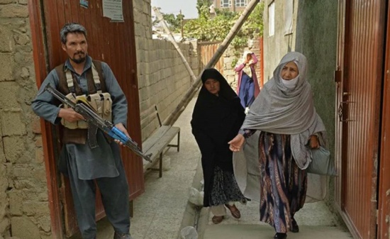 伊斯蘭國聲稱對喀布爾清真寺爆炸負責