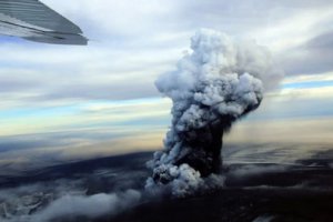 冰島最活躍火山格里姆斯沃特火山爆發橙色預警