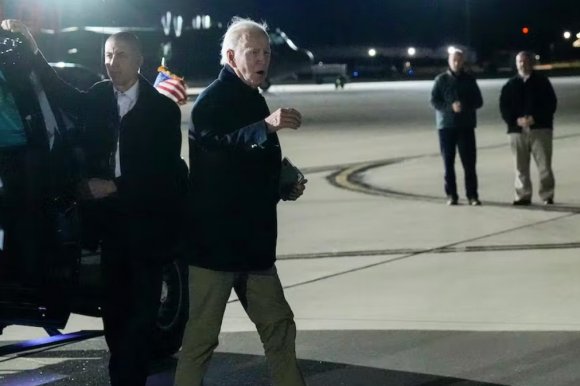 拜登表示將在周一早上解決銀行業(yè)危機(jī)