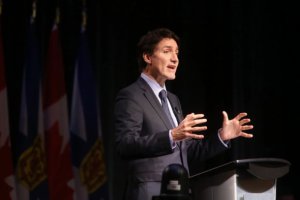 特魯多內(nèi)閣的8名新部長