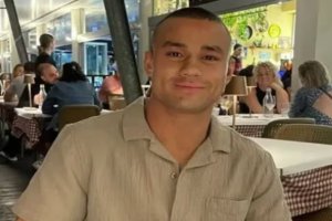 澳大利亞21歲綜合格斗