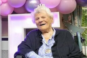 英國有史以來最長壽的老人現年115歲 保持最長壽紀錄