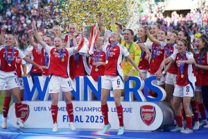 英格蘭五位女足女足獲得金球獎提名